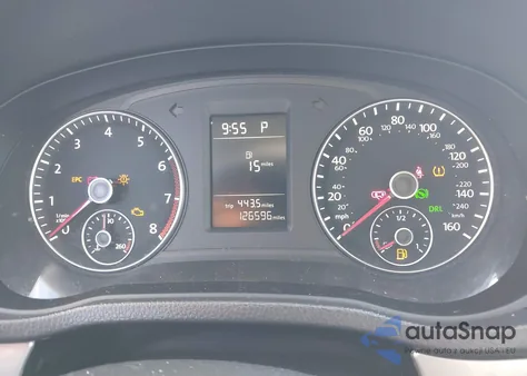 2013 Volkswagen Passat 2.5L Wolfsburg Edition z USA, uszkodzony, nr VIN 1VWAP7A34DC136649